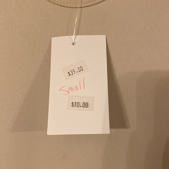 Long lace bottom tank - Picture 2 of 3